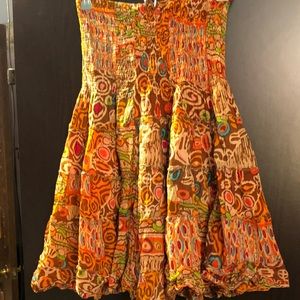 Fun patterned skirt/strapless dress. One size